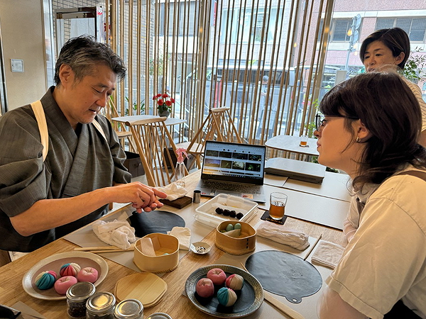 Ginza Wagashi Sweets-Making Workshop w/ Master Yoshi 1