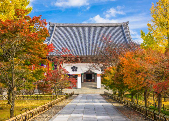 The traditional temple exteriors of Chishakuin in fall.