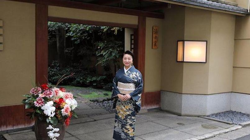 Michelin Fine Dining at a Geisha House with Performance  3