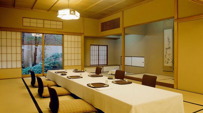 Michelin Fine Dining at a Geisha House with Performance  4