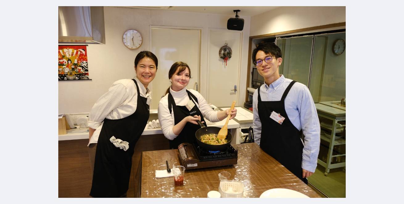 Chicken Omurice Cooking Class in Shibuya (Tokyo) 1