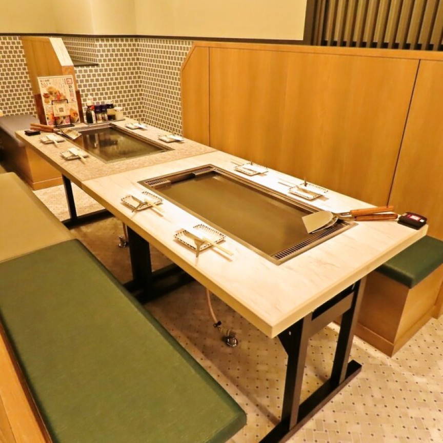 Monji Shinjuku-Nishiguchi Palette 2