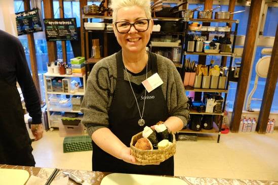 Japanese Home Cooking Class in Tokyo (Onigiri & Tamagoyaki) 2