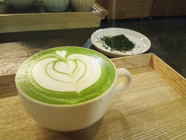 Matcha Latte Workshop & Tasting at a Cozy Cafe in Tokyo 1