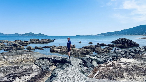 Sushi & Cycling in Fukuoka: E-Bike Tour Along the Coast 1