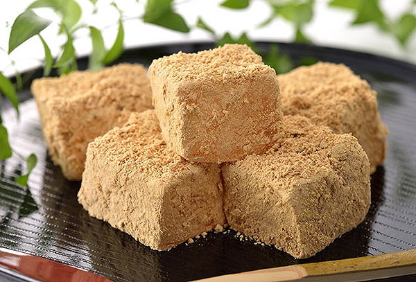Japanese Sweets Making Workshop in Fukuoka  3