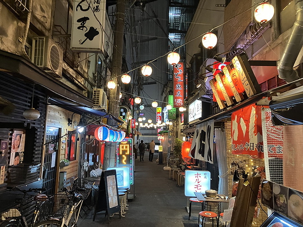 Tokyo Bar Hopping Tour in Akabane's Senbero Area 1