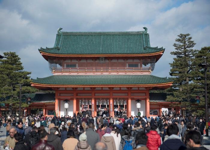 Crowd in Heian Jingu for Hatsumode the first shine visit of the year