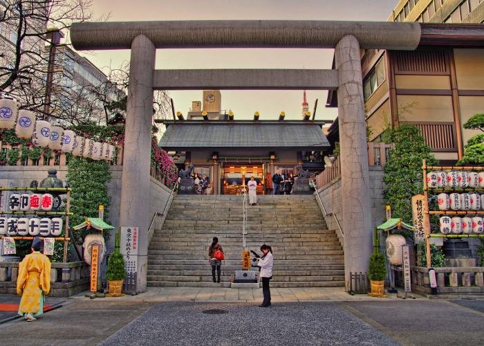 The tori entrance of the Shiba Daijingu Shrine.