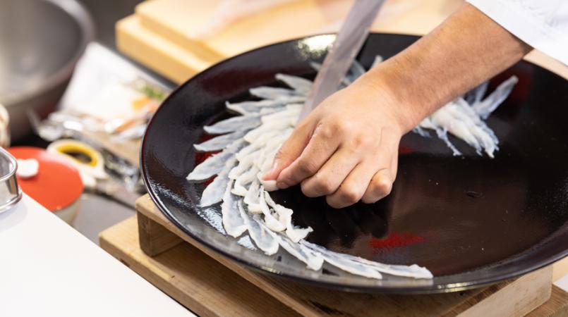 Fugu Pufferfish Cooking Show With Chef Suda Byfood