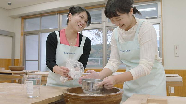 Soba Noodle Making Class in Gifu 5