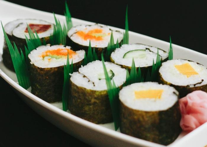 Hosomaki, thin sushi roll 
