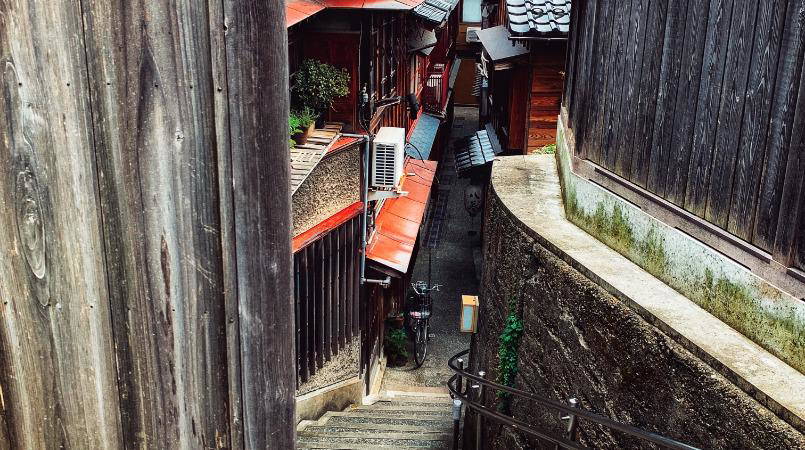 Backstreets of Kanazawa Bike Tour with Lunch 9