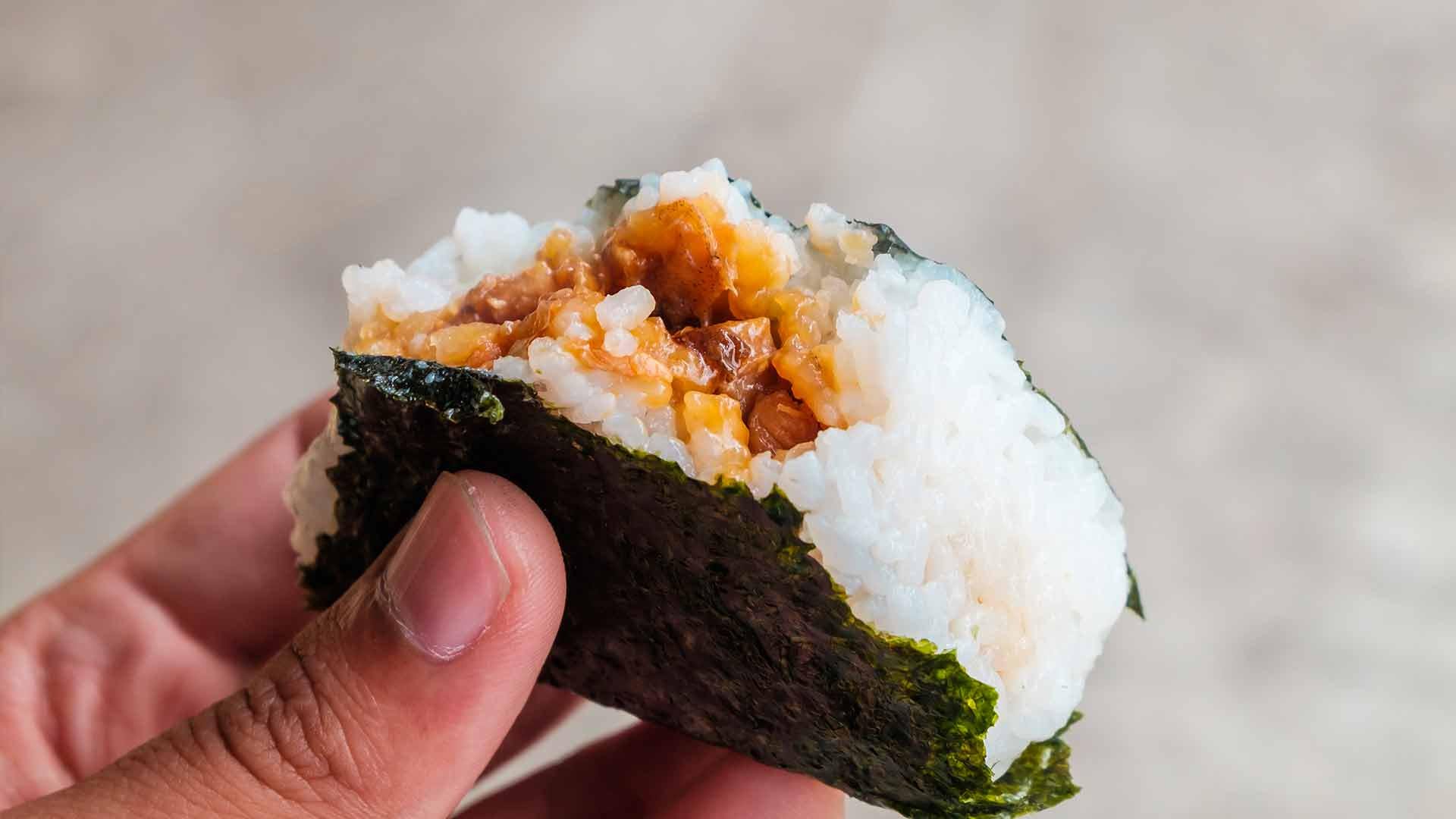 How to Make Tuna Mayo Onigiri (Japanese Rice Balls) - Couple Eats Food